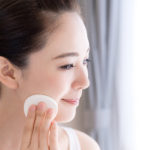 ファンデーションの下地はなぜ必要？今さら聞けないベースメイクの基本