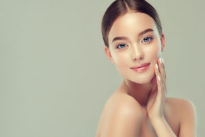 20代におすすめのスキンケア｜20代の肌質にぴったりの化粧水を選ぶポイント